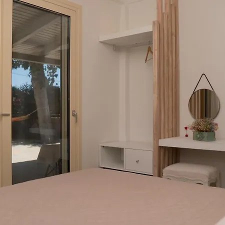 House Lefkes Plános